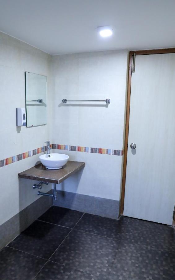 Surya Kiran Miramar Bed & Breakfast Panaji Exterior foto