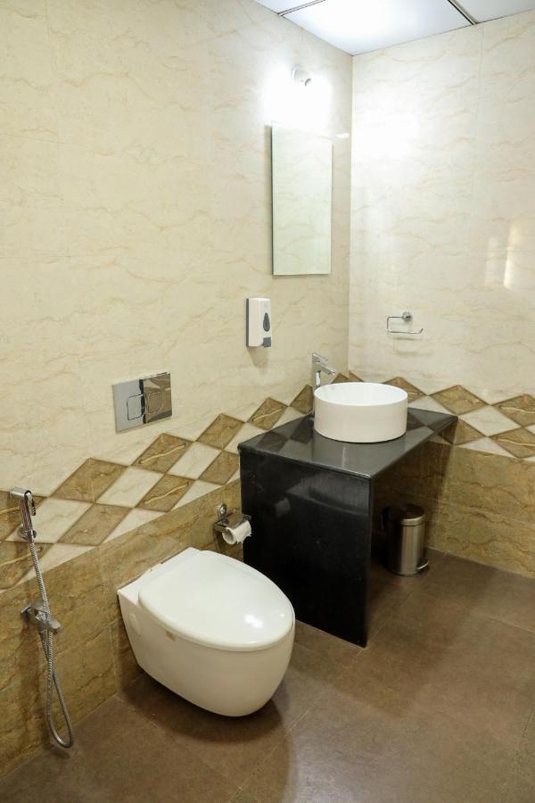 Surya Kiran Miramar Bed & Breakfast Panaji Exterior foto