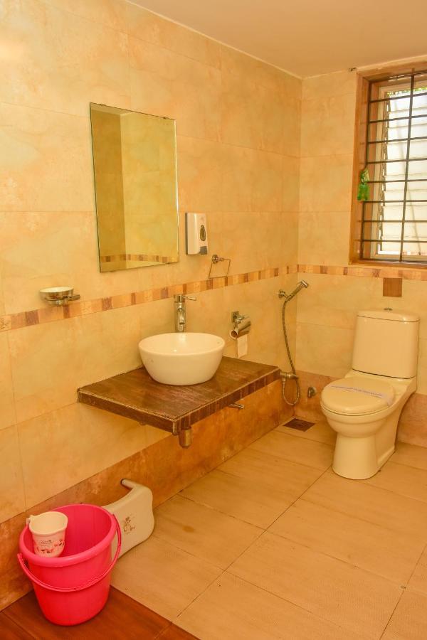 Surya Kiran Miramar Bed & Breakfast Panaji Exterior foto