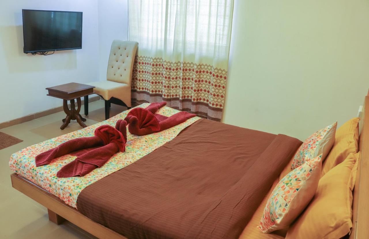 Surya Kiran Miramar Bed & Breakfast Panaji Exterior foto